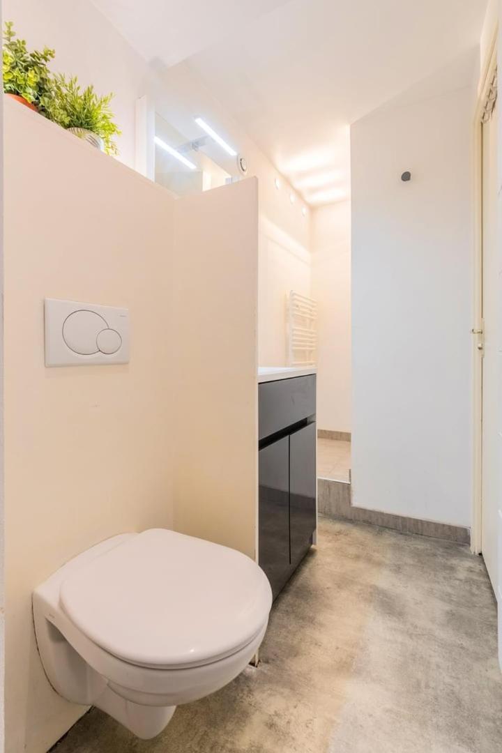Spacious Apartment W Private Parking In Old Лілль Екстер'єр фото
